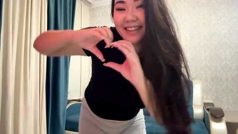 brandysveum @ chaturbate on 20251016