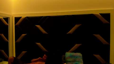 handsomeboys19 @ chaturbate on 20251016