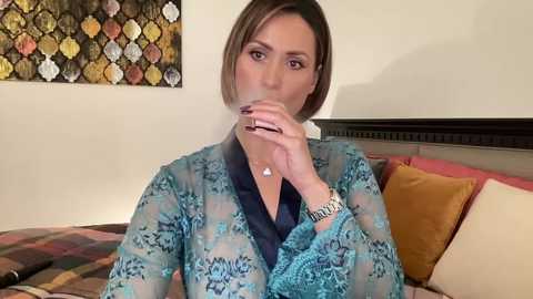 amazingmodel @ chaturbate on 20251017