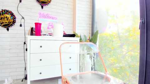 britney_charm @ chaturbate on 20251017