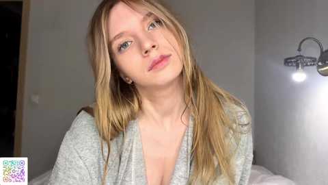 chloe_show @ chaturbate on 20251017