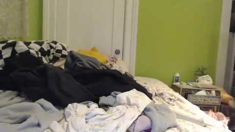 devilg1rl @ chaturbate on 20251017