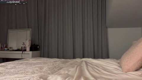 wasianbby @ chaturbate on 20251017