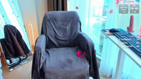 best_alice @ chaturbate on 20251018