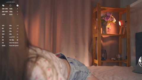 cinacandy @ chaturbate on 20251018