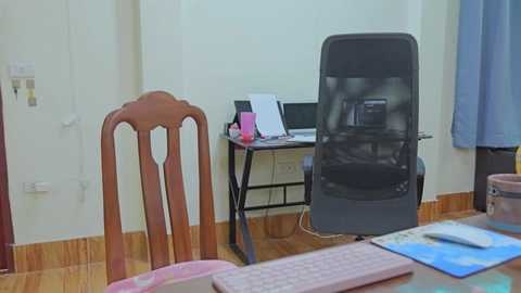 ellcrys @ chaturbate on 20251018