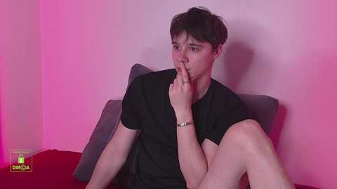 hugebangins_ @ chaturbate on 20251018