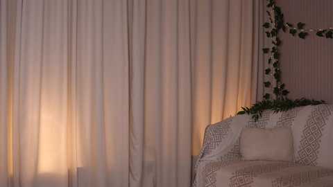 little_poetry @ chaturbate on 20251018