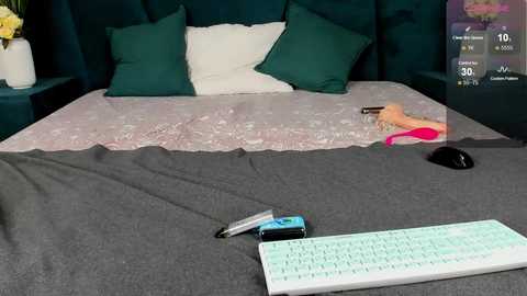 only_eric @ chaturbate on 20251018