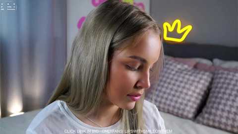 lipswithsmileonthem @ chaturbate on 20251019