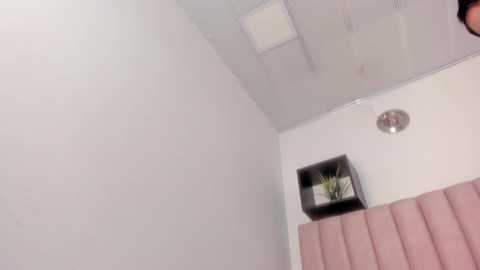 manuela_zapata @ chaturbate on 20251019