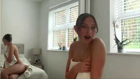 rosebella_ @ chaturbate on 20251019