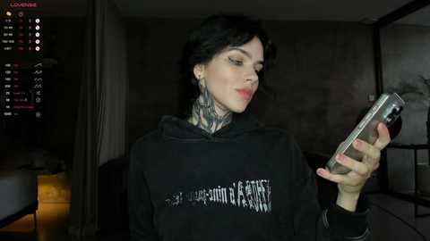 uwu_eva @ chaturbate on 20251019