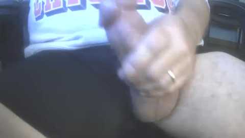 il_undercover @ chaturbate on 20251020