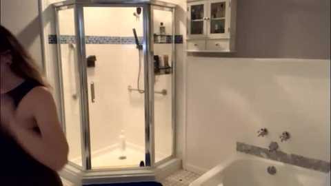 intothewoodswego @ chaturbate on 20251020