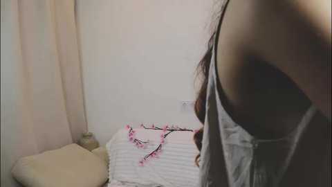 isauraangeletti @ chaturbate on 20251020