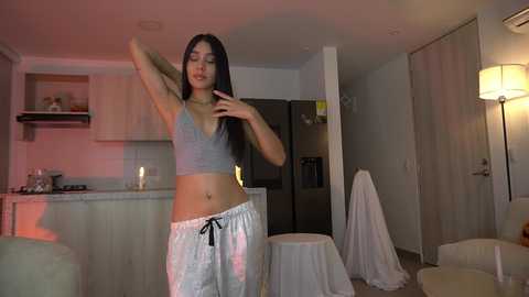 veroniqe_lounge @ chaturbate on 20251020