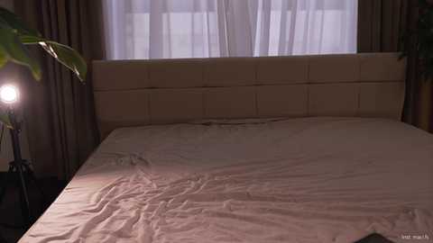 alissa_wxw @ chaturbate on 20251021