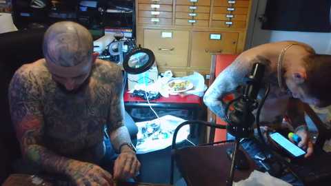 austinisking1916 @ chaturbate on 20251021