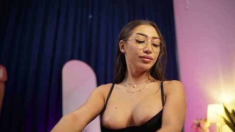 chloemin_ @ chaturbate on 20251021