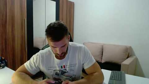 darius_94 @ chaturbate on 20251021
