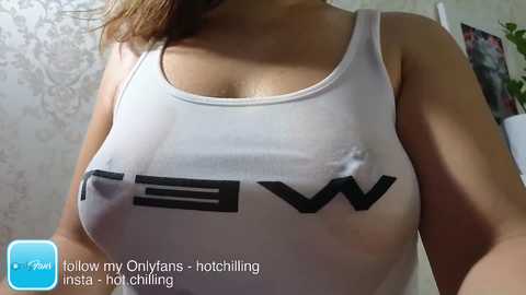 hot_chill__ @ chaturbate on 20251021