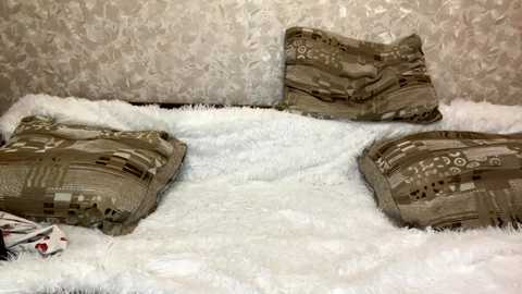 marlenagehlert @ chaturbate on 20251021