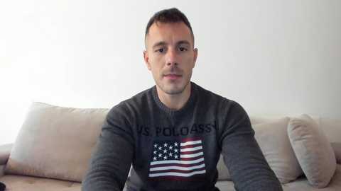 roberto4ever @ chaturbate on 20251021