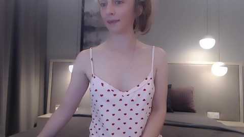 shy_schoolgirl_ @ chaturbate on 20251021