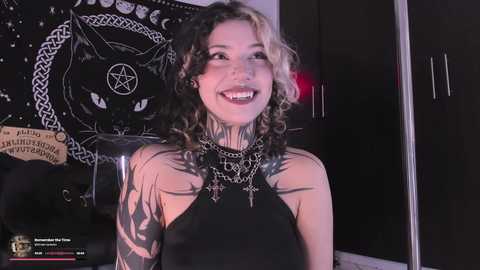 hazellwitch @ chaturbate on 20251022