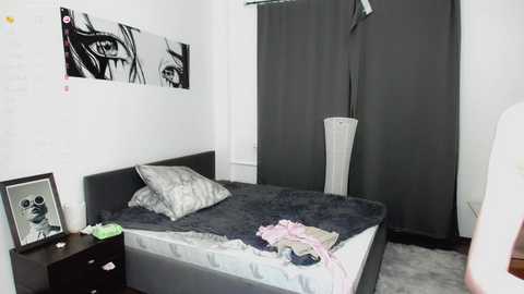 hypno_eyes_babe @ chaturbate on 20251022