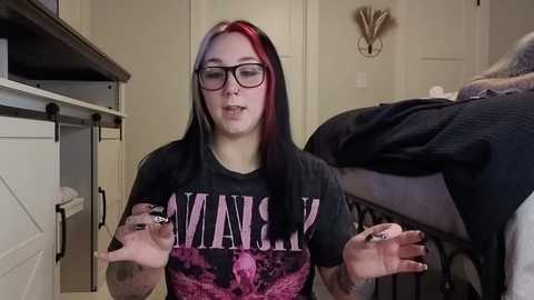 iveyjade33 @ chaturbate on 20251022