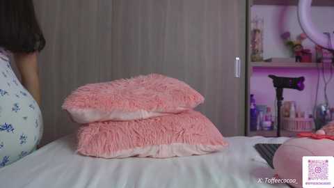 sophie_lii @ chaturbate on 20251022
