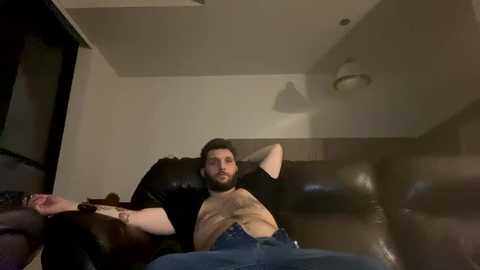 yourfavoritebartender @ chaturbate on 20251022