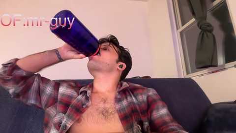 _mrguy_ @ chaturbate on 20251023