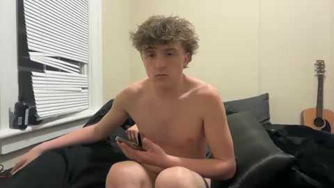 evanbrown333 @ chaturbate on 20251023