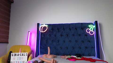 ginacali @ chaturbate on 20251023