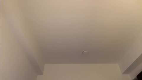 latinella @ chaturbate on 20251023