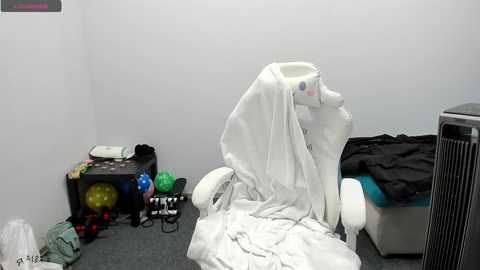sugar_bunny_girl @ chaturbate on 20251023