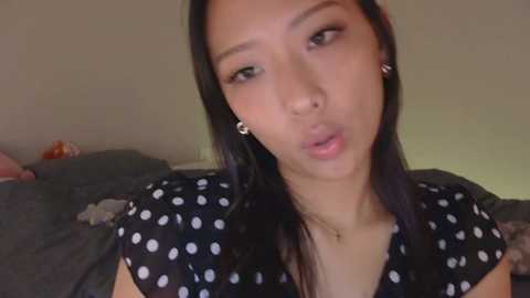 vivianwinters @ chaturbate on 20251023