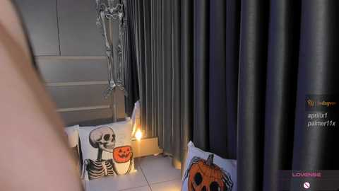 aprilpalmers @ chaturbate on 20251024