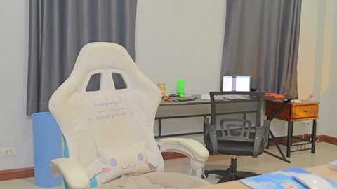 ellcrys @ chaturbate on 20251024