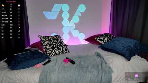 katie_kross_ @ chaturbate on 20251024