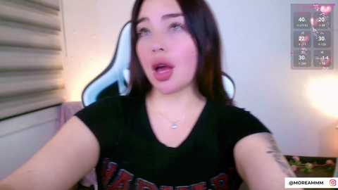 nicolthompsonn @ chaturbate on 20251025