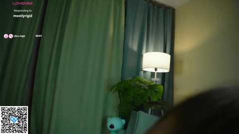 tessiekhanponaphan @ chaturbate on 20251025