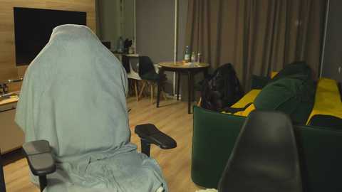 _sopranos_ @ chaturbate on 20251026