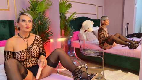 kirrawhite @ chaturbate on 20251026