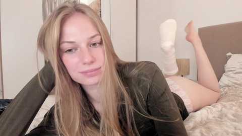 magic_couple13 @ chaturbate on 20251026