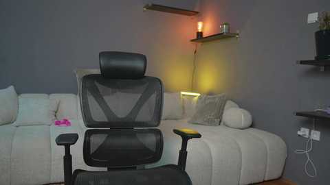 richandalfa @ chaturbate on 20251026