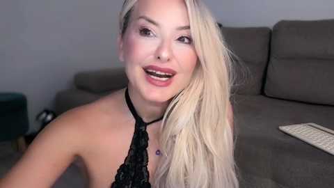 sexyyceline @ chaturbate on 20251026